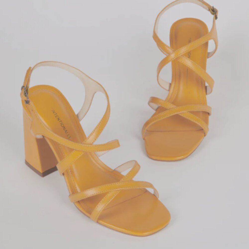 Intentionally Blank Naples Heel Mandarin Sz 37/7 NIB